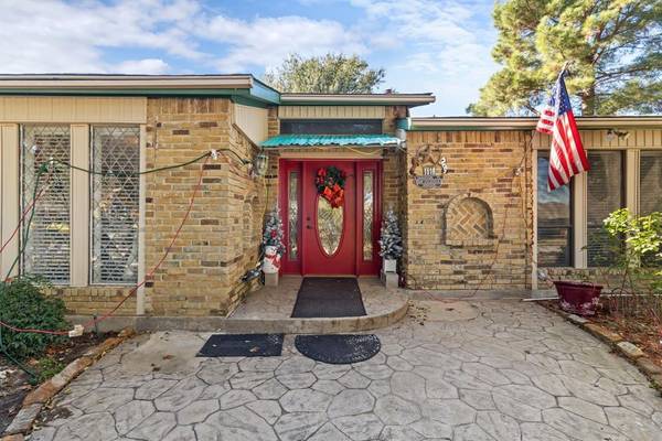 1519 Shannon Place, Carrollton, TX 75006