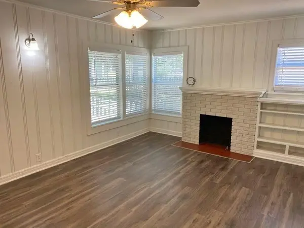 Fort Worth, TX 76110,2538 Wayside Avenue