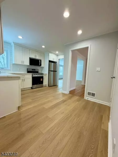 Springfield Twp., NJ 07081,19 Pitt Rd