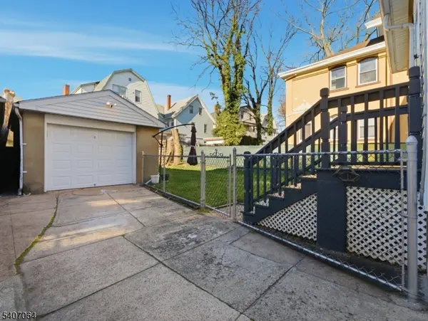 Paterson City, NJ 07504,768 E 25Th St