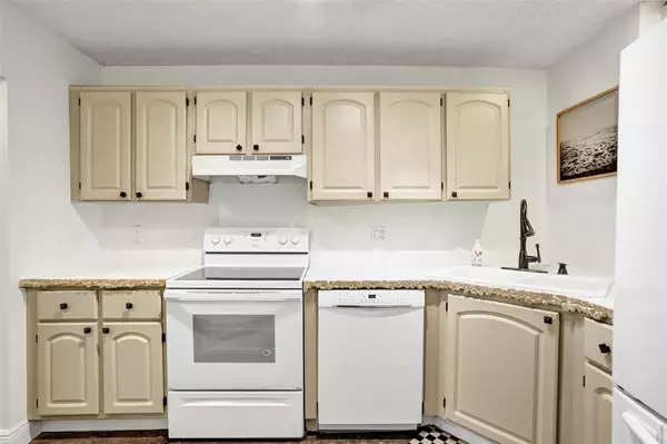 Deerfield Beach, FL 33442,1232 S Military Trl #1913