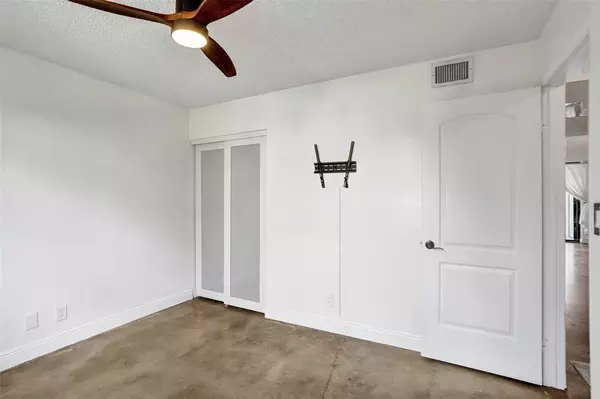 Deerfield Beach, FL 33442,1232 S Military Trl #1913