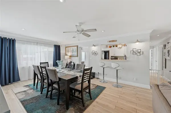 Lantana, FL 33462,807 W Ocean Ave