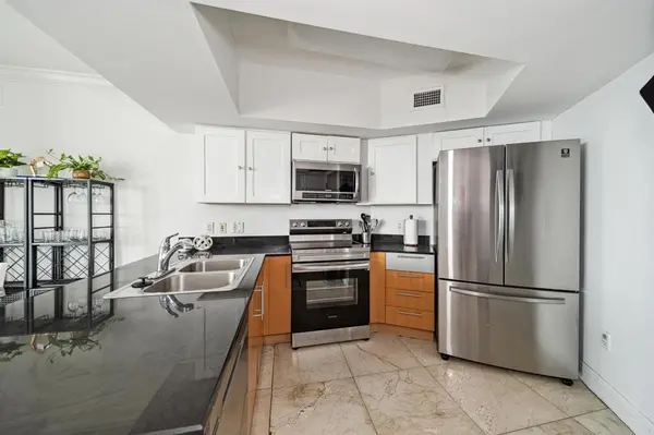 Miami, FL 33132,1750 N Bayshore Dr #4315