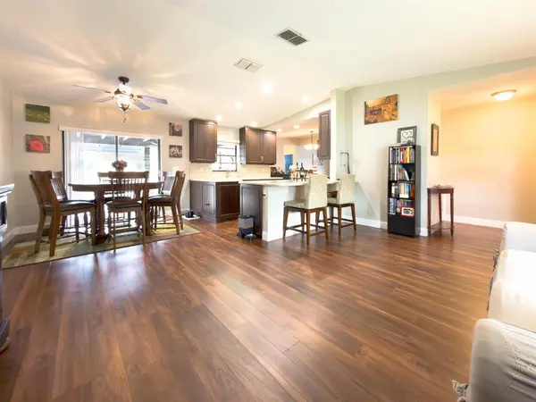 Margate, FL 33068,4941 SW 10th St