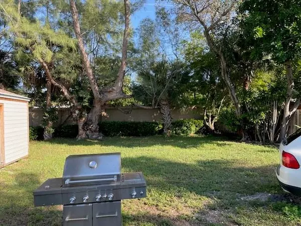 Pompano Beach, FL 33064,4936 NE 19th Terrace