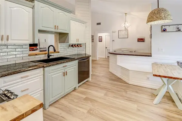 Coconut Creek, FL 33073,5164 NW 53rd Ave