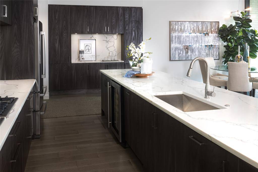 2120 Olive Street #1007, Dallas, TX 75201