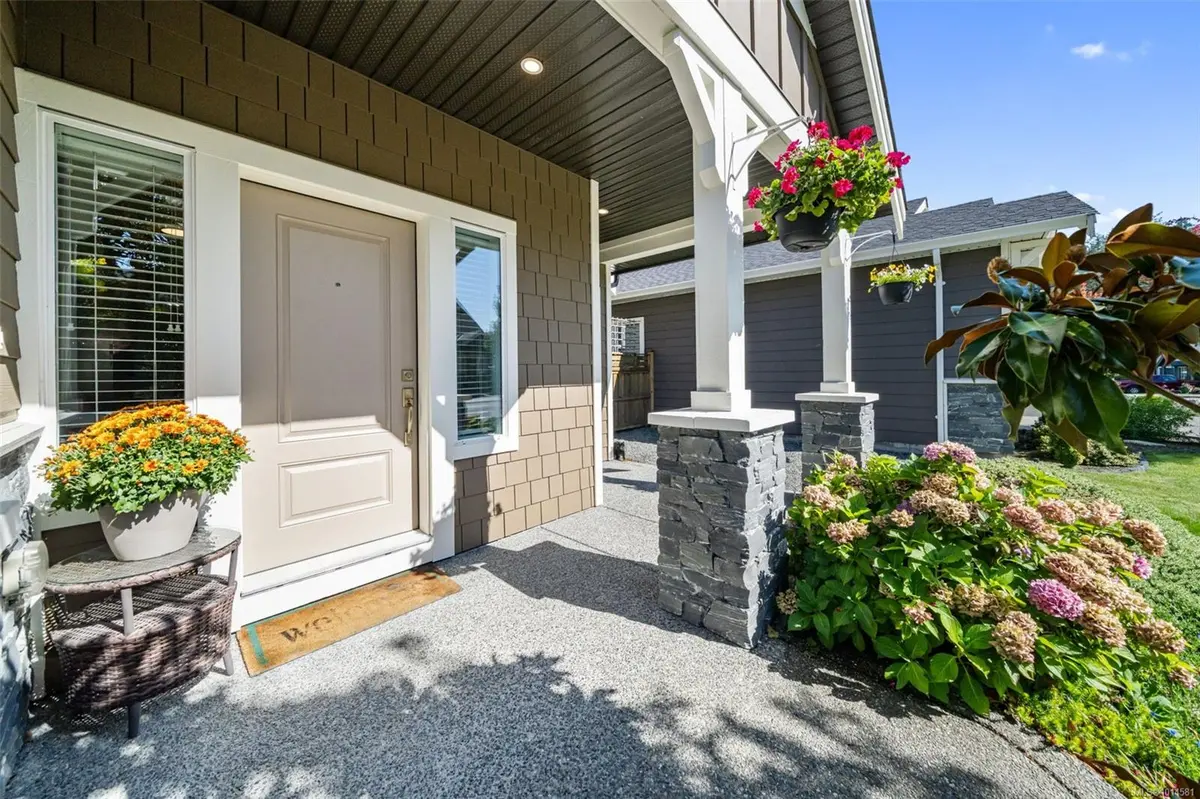 1128 Smokehouse Cres, Langford, BC V9C 0M6