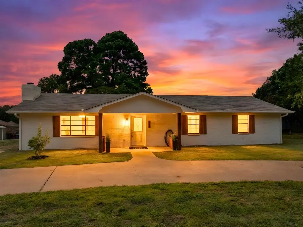 Hideaway, TX 75771,322 Lone Star Lane