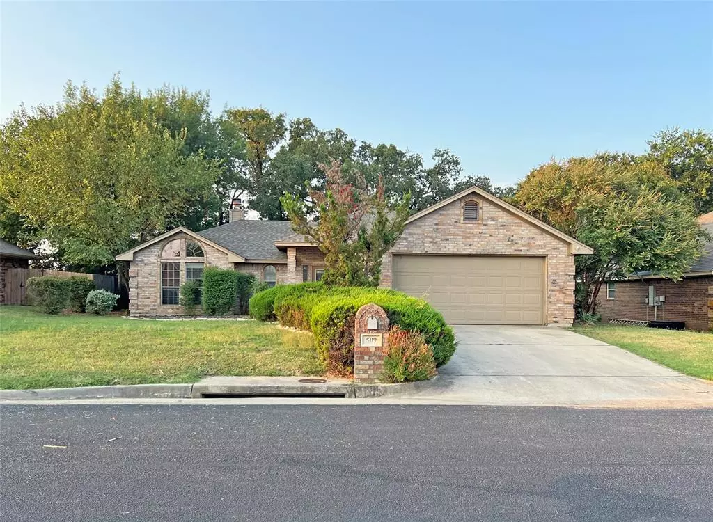 Weatherford, TX 76085,509 Sweetwater Drive