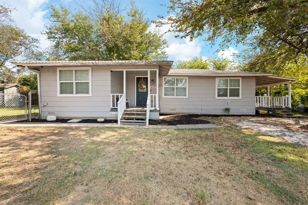 Godley, TX 76044,412 W Godley Avenue