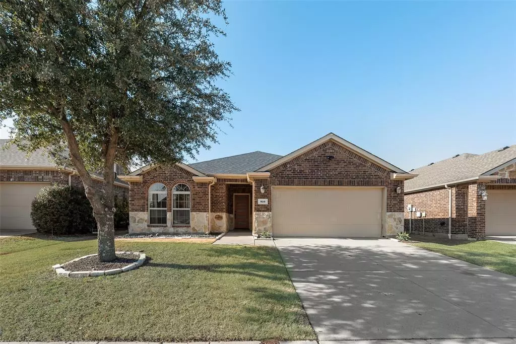 Prosper, TX 76227,810 English Ivy Drive