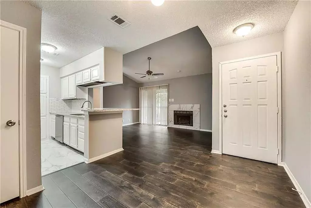 Arlington, TX 76011,1204 Harwell Drive #2122