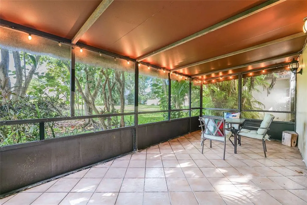 Lauderhill, FL 33319,5614 Hammock Ln #113