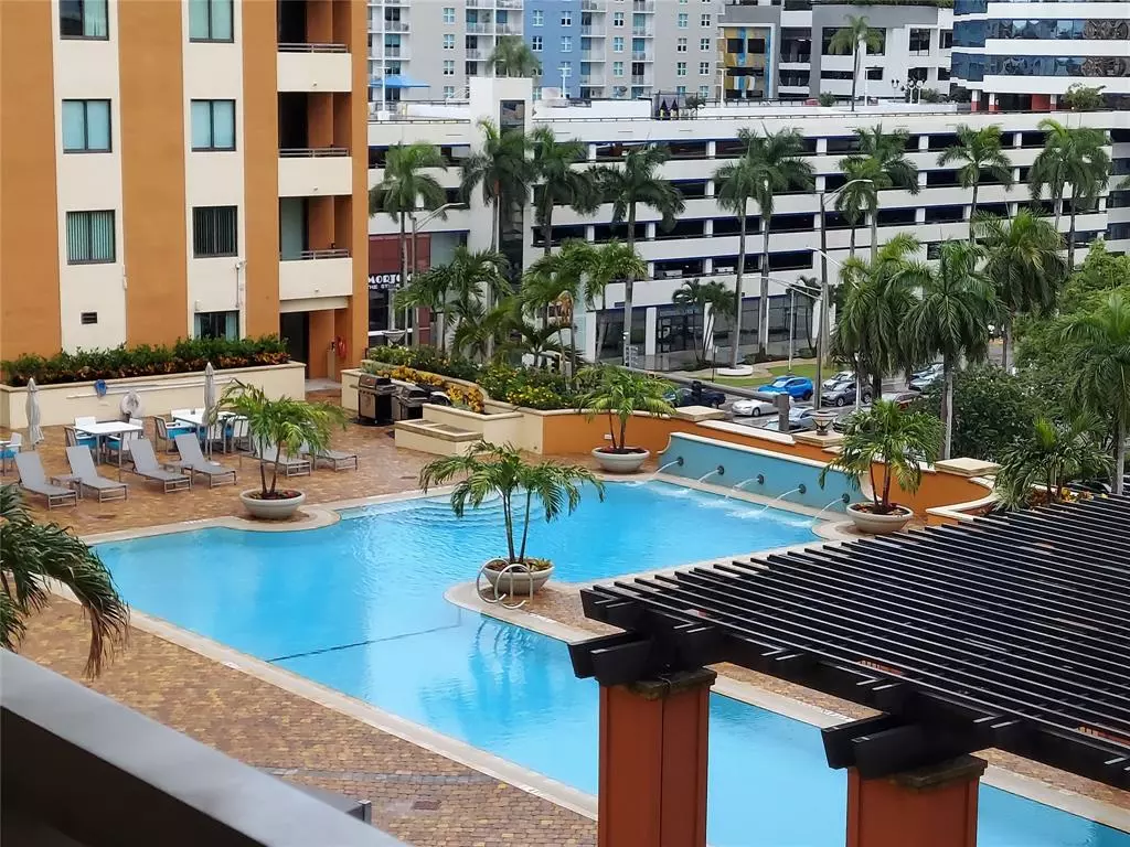 Fort Lauderdale, FL 33301,110 N Federal Hwy #813