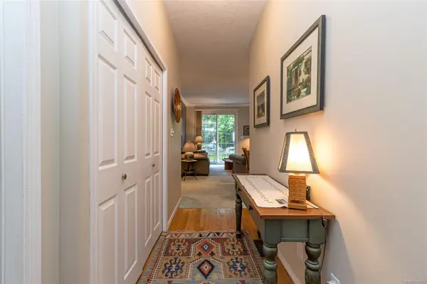 2115 Amelia Ave #16, Sidney, BC V8L 3Z8