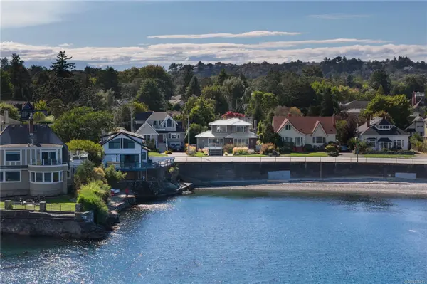 1250 Beach Dr, Oak Bay, BC V8S 2N3