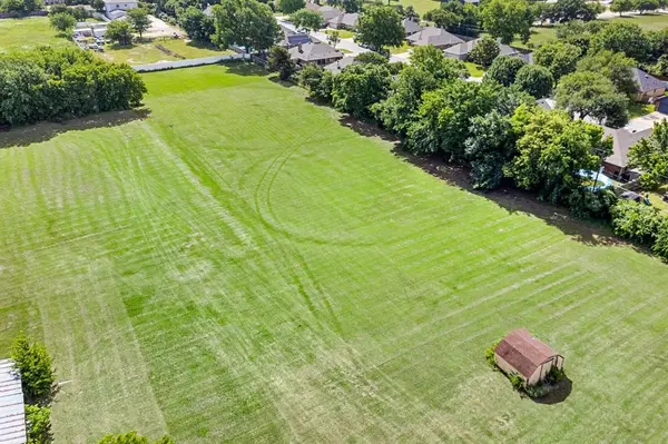 North Richland Hills, TX 76182,6744 Hewitt Street