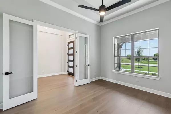 Waxahachie, TX 75165,156 Swan Lake Drive