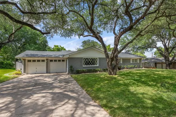 Fort Worth, TX 76116,6404 Dakar Road W