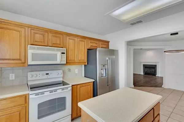 Waxahachie, TX 75165,709 Azalea Trail