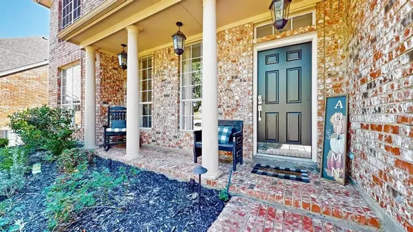 Highland Village, TX 75077,2725 Green Oak Court