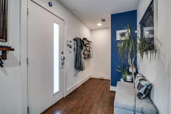 Dallas, TX 75206,5602 Lindell Avenue #B