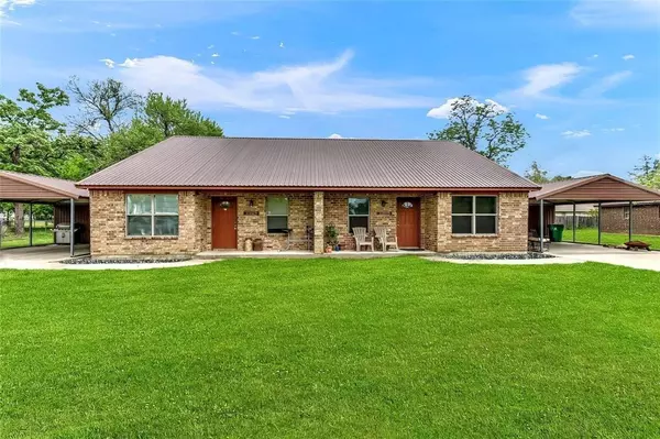Collinsville, TX 76233,507 1/2 B E Stone Street