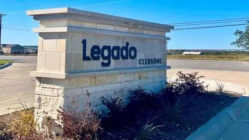 Cleburne, TX 76033,1910 CHEROKEE Lane