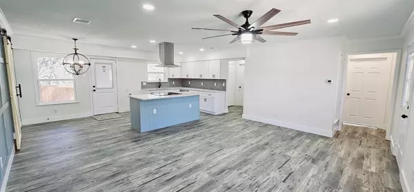 Dallas, TX 75216,1612 Lynn Haven Avenue