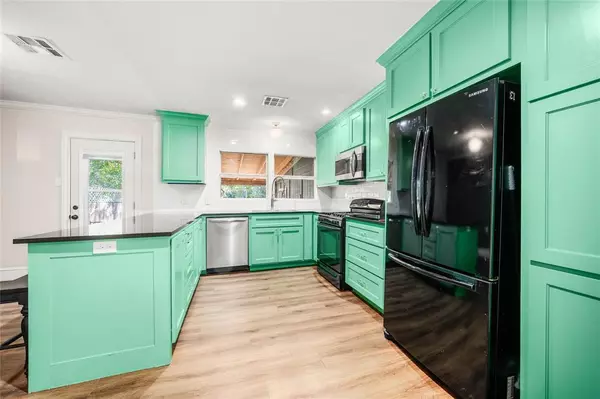 Waco, TX 76707,3100 Colonial Avenue