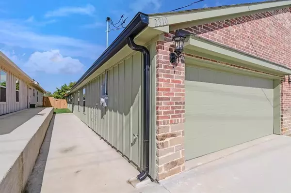 2310 Dalworth Street, Grand Prairie, TX 75050