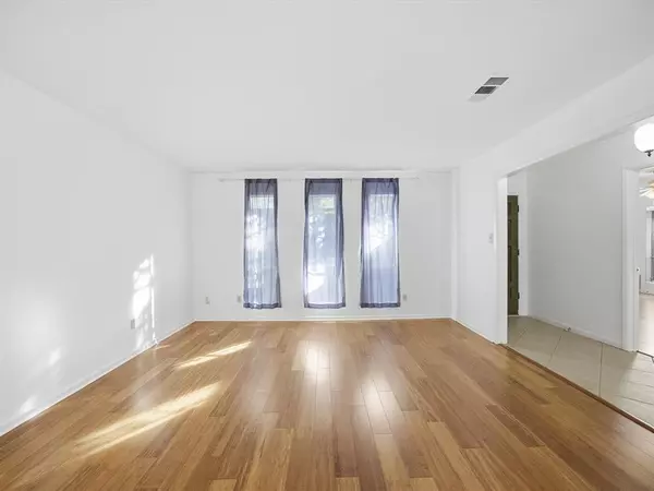 Fort Worth, TX 76109,4613 Ranch View Road