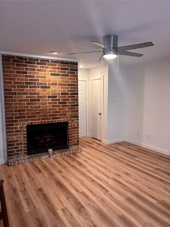 Arlington, TX 76011,2106 Rainbow Drive #4211