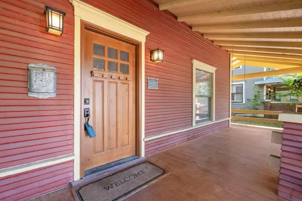 Fort Worth, TX 76110,1715 College Avenue