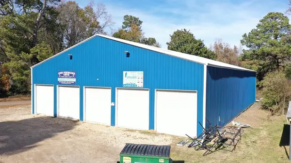 Nash, TX 75569,1013 E New Boston Road