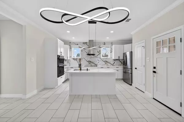 Gun Barrel City, TX 75156,308 Windjammer Road