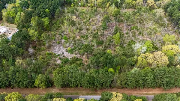 Troup, TX 75789,19727 CR 2160