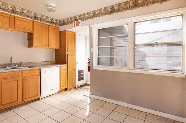 Brady, TX 76825,104 E Fifth Street