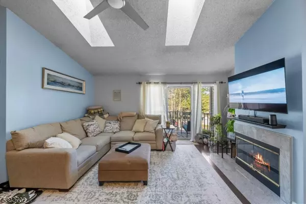 Franklin Twp., NJ 08823,9 Ruby Ct