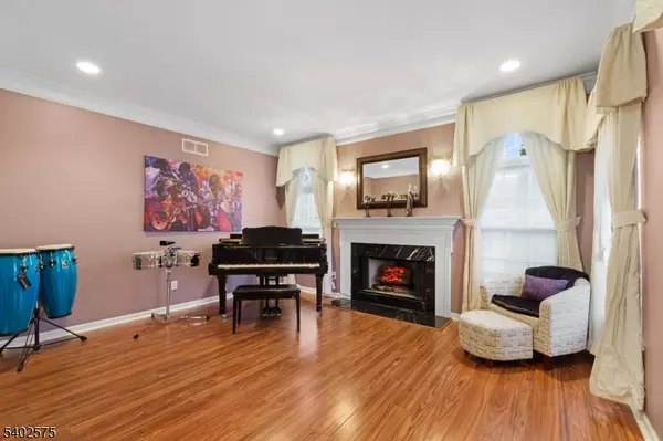 Greenwich Twp., NJ 08886,1734 Washington Valley