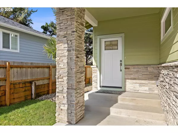 Lincoln City, OR 97367,2013 NE 58TH ST