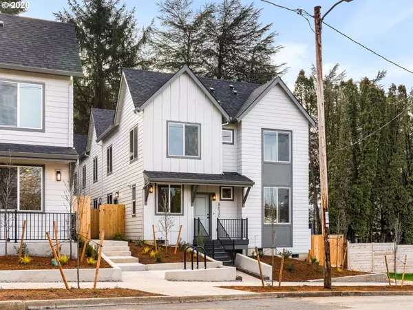 8628 SW 21st AVE #2, Portland, OR 97213