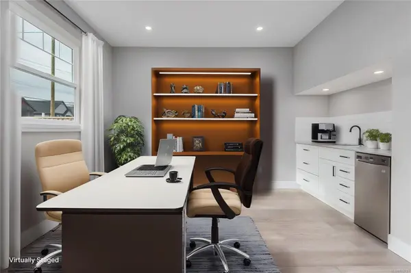 635 5th St, Courtenay, BC V9N 1K5