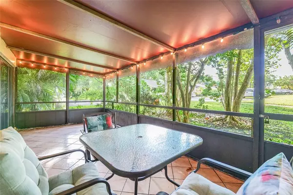 Lauderhill, FL 33319,5614 Hammock Ln #113