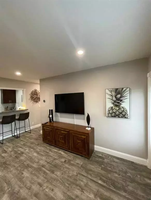 Fort Lauderdale, FL 33315,402 SW 12th St