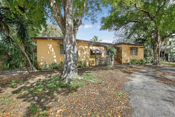 Hollywood, FL 33020,2619 Arthur St