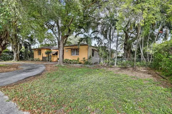 Hollywood, FL 33020,2619 Arthur St