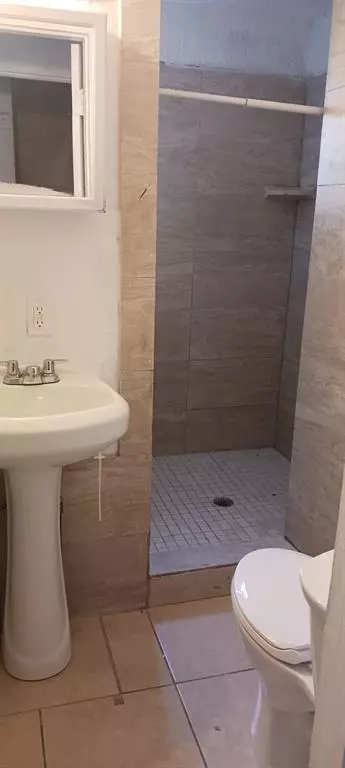 Lake Worth Beach, FL 33460,725 N E St